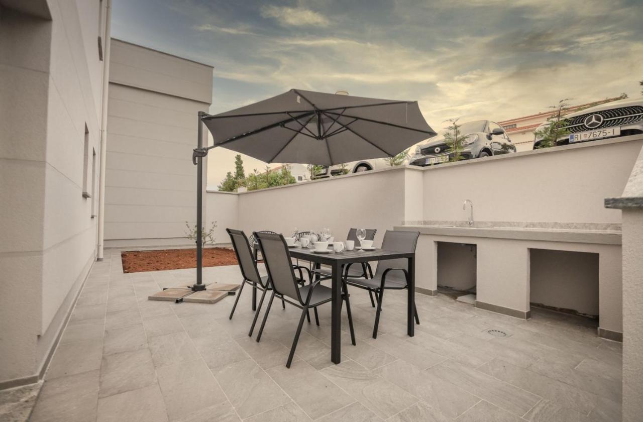 Luxury Apartments Villa Lacrima Šilo Kültér fotó